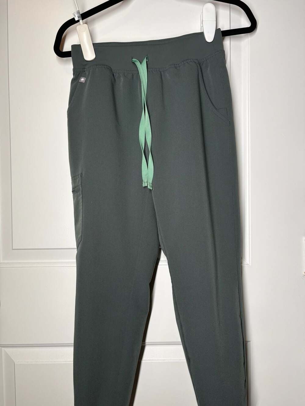 FIGS Zamora Jogger Scrub Pants XS